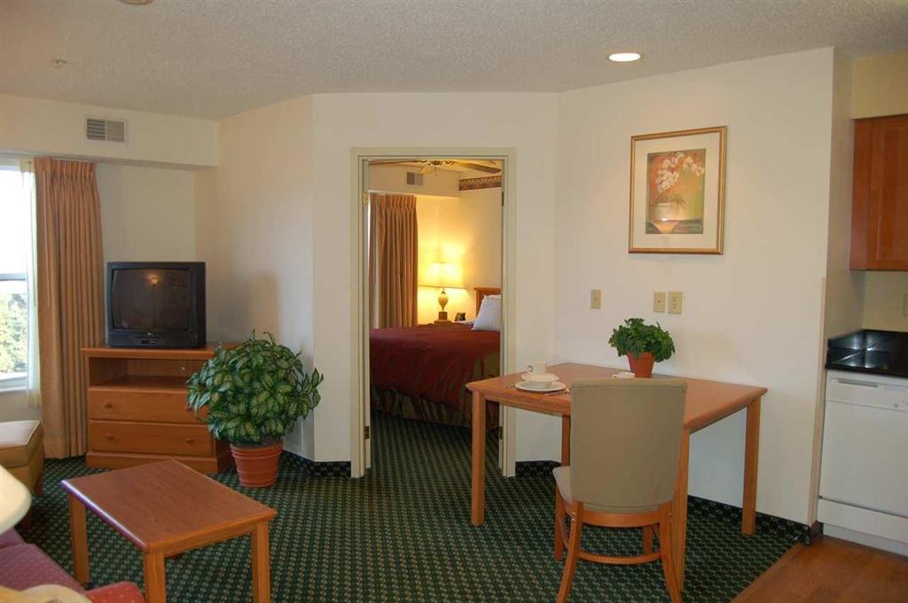 Homewood Suites Grand Rapids Ruang foto