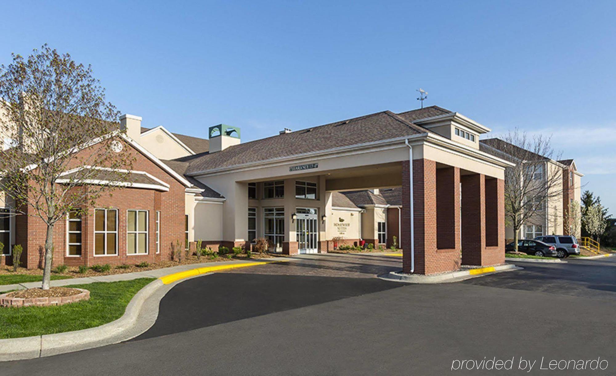 Homewood Suites Grand Rapids Bagian luar foto