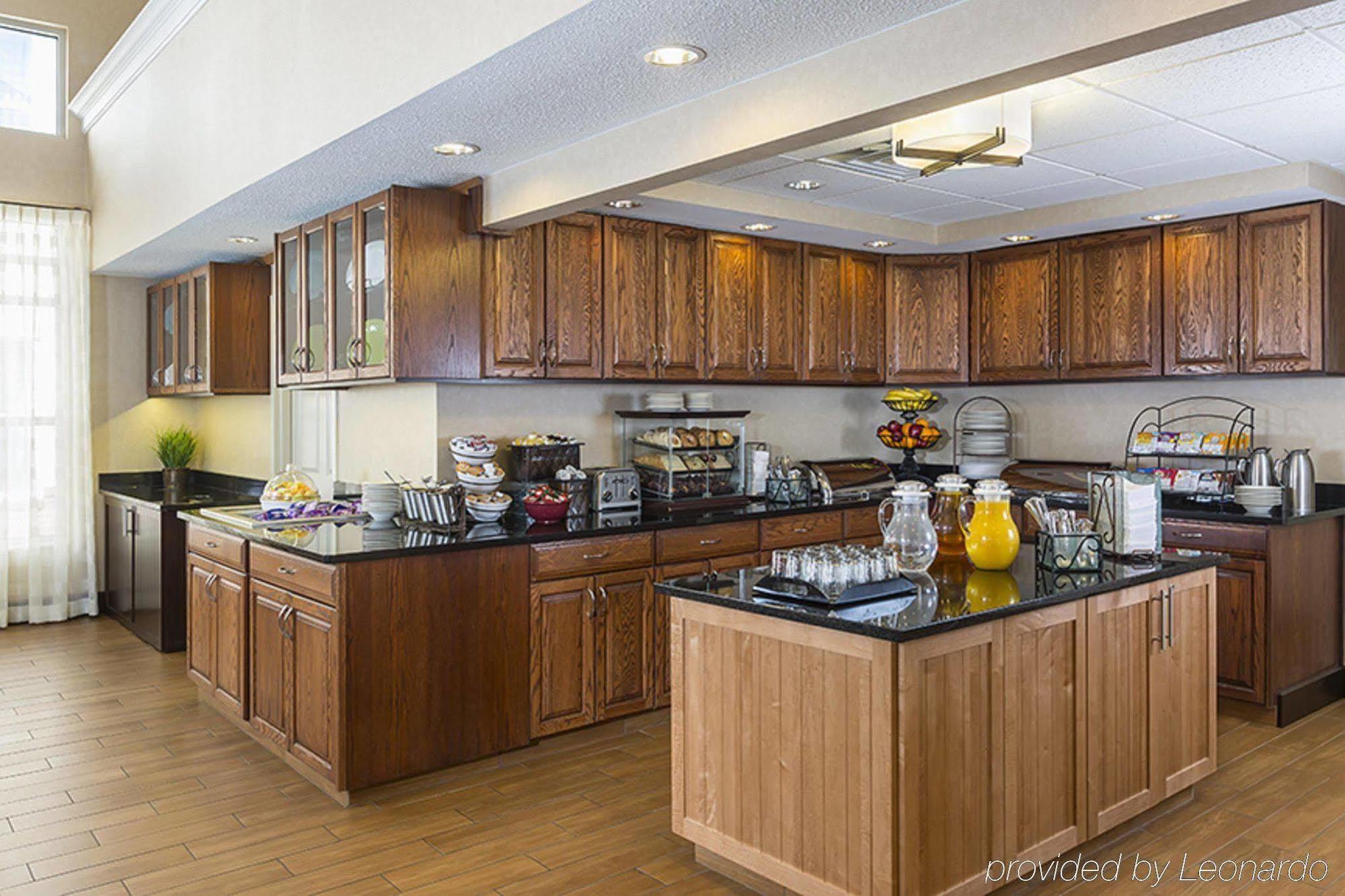 Homewood Suites Grand Rapids Bagian luar foto