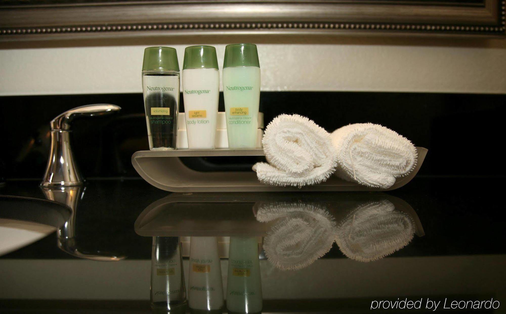 Homewood Suites Grand Rapids Bagian luar foto
