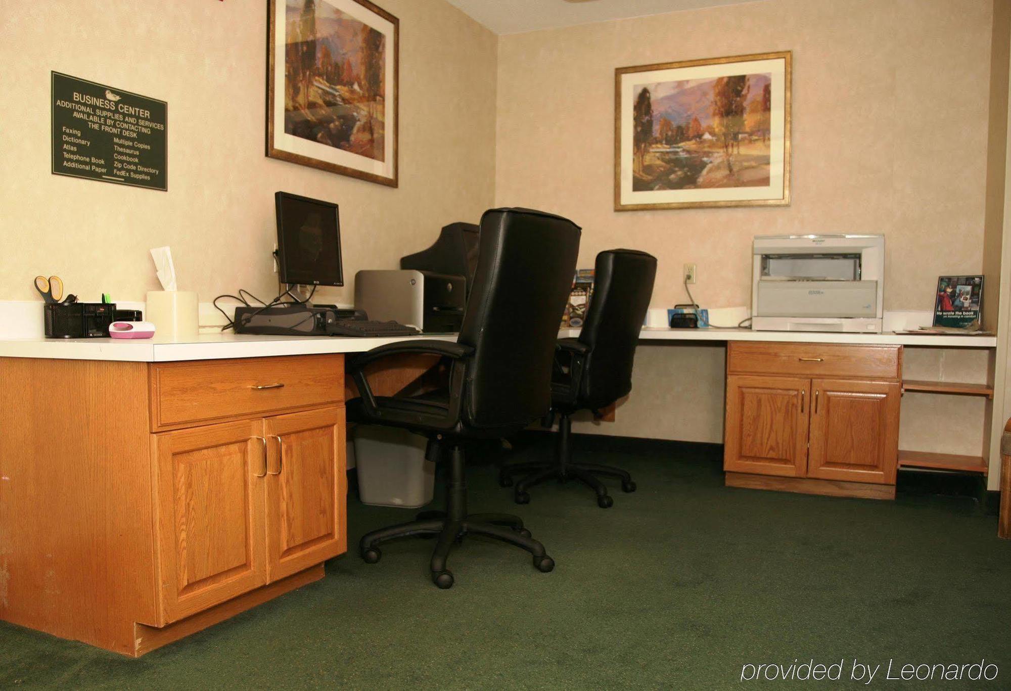 Homewood Suites Grand Rapids Bisnis foto